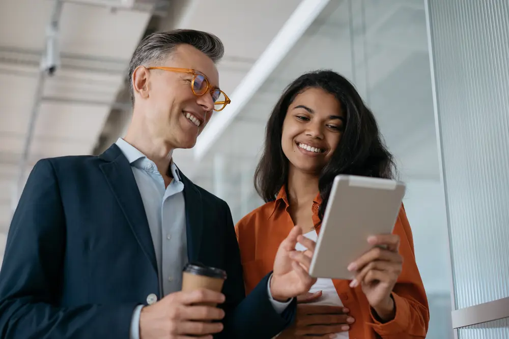 Die 3 wichtigsten HR-Tools für das Management hybrider Teams