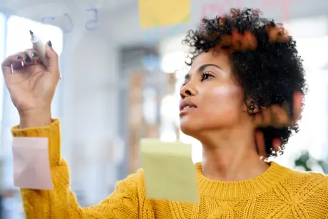 Externalización: cómo liberar recursos para centrarse en la estrategia